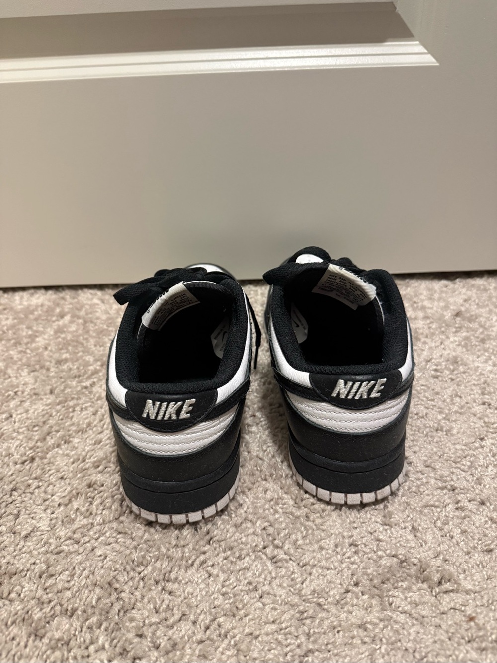 Nike Black and White Low-Top Sneakers - Picture 2 of 5